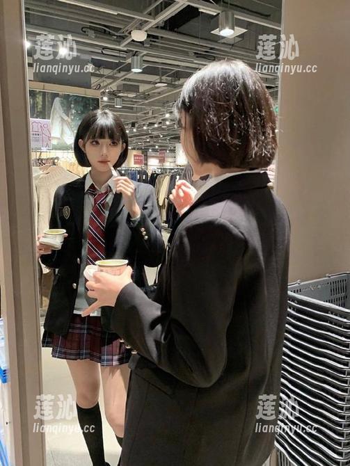 星颜社 - 美图盛宴：清妙的修女作品让你领悟艺术的真谛