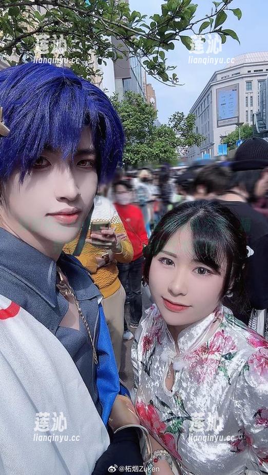 探索柘烟Zuken魅惑的套装写真之美，精致图册描绘她独特的艺术风格