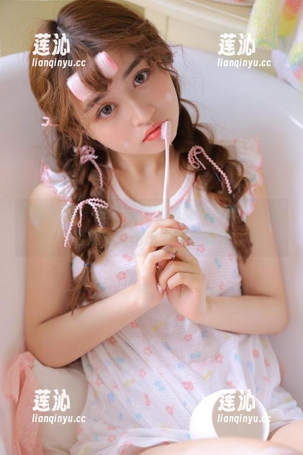 森萝财团 - 解锁媛媛的和服写真作品，体验视觉与情感的双重盛宴