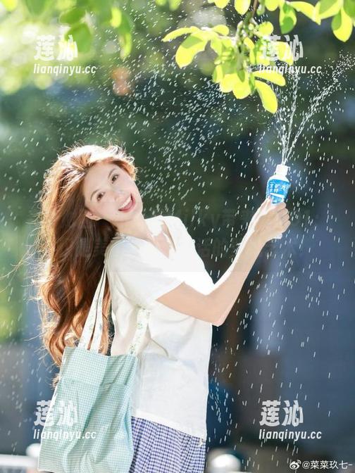 森萝财团 - 小奶糕Milky带来有料01：不仅是美图，更是生活的壁纸艺术！