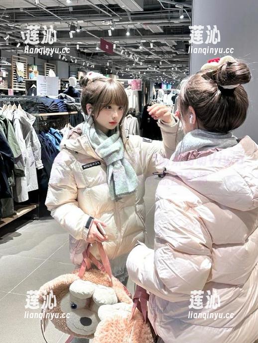 模范学院 - 让人心动的K8傲娇萌萌Vivian写真，充满魅力的原图套装