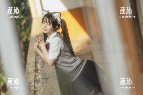 樱井宁宁穿越次元：别样风情的裤里丝cos图册，甜蜜呈现！
