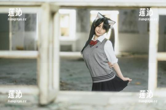 樱井宁宁的小黑猫高清写真，让你的壁纸桌面焕然一新