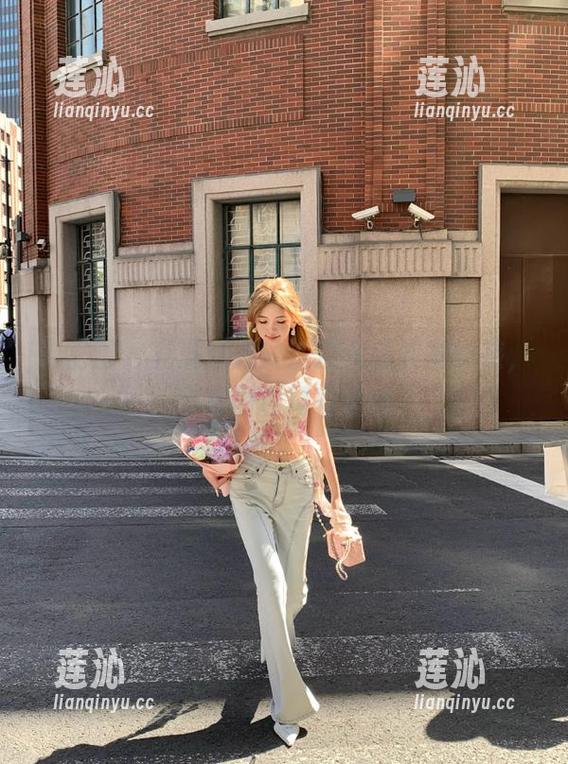 微密圈 - 充满活力的沈汝凡超哇塞女孩，全套图包精彩呈现