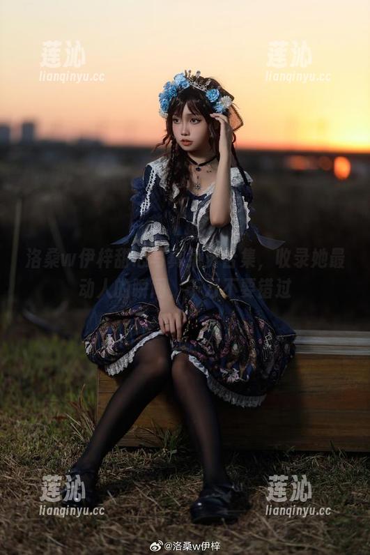 洛桑w伊梓 洛桑w伊梓甜心写真免费合集,收录她最动人的瞬间,千万不要错过