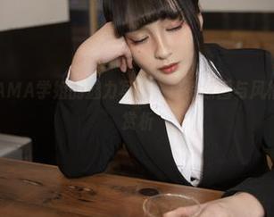 洛璃LoLiSAMA学姐的魅力写真，独特原图与风格图册等你来赏析