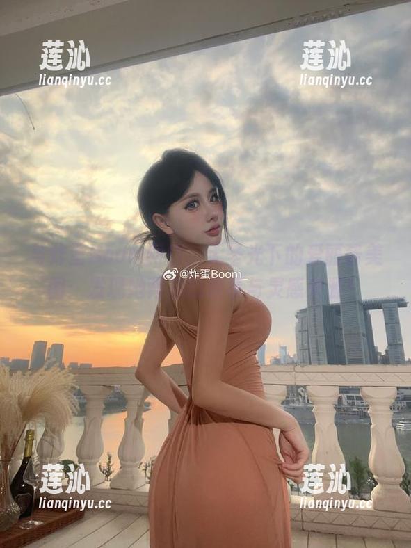 与炸蛋Boom同行，无圣光下的爱丽酱美图：发现她背后的故事与灵感来源！
