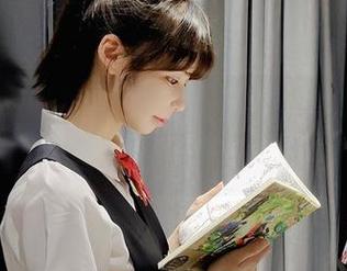 爱老师phd的视觉盛宴：约会大作战狂三新皮肤图包合集