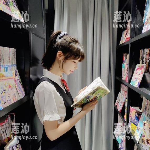 爱老师phd的视觉盛宴：约会大作战狂三新皮肤图包合集