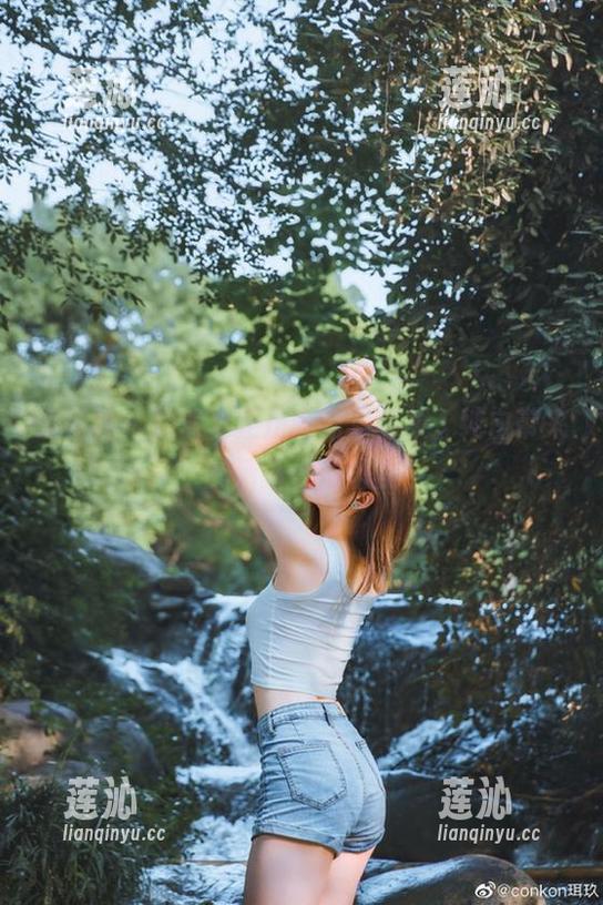 爱蜜社 - 探索夏正正最新写真集，纯白带来的清新视觉盛宴