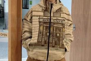 爱蜜社 - 跟随小丽莎萌萌哒的步伐，最新毛衣图集更新呈现冬日时尚新气息