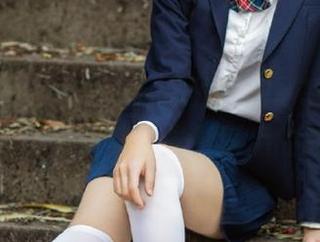物恋传媒 - elise与月独白的写真合集，讲述那些隐藏在光影背后的故事