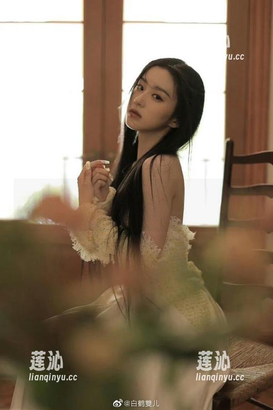 物恋传媒 - 不得不看！菲菲全套油亮作品，定义了新的写真美学！