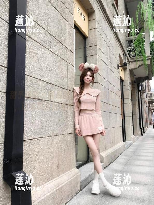 甜予摄影-璇璇 甜予摄影 - 璇璇的无圣光比基尼图包写真,让你领略妩媚与活力并存的夏日风情