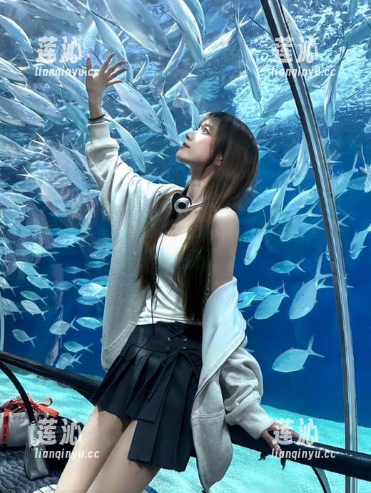 不花一分钱，白莉爱吃巧克力的明日香写真任你免费下载！