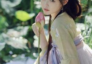 甜蜜时光！白莉爱吃巧克力全集下载，尽赏蕾姆女仆风情