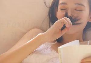 秀人网 - FoxYini孟狐狸的私拍女王合集：让你领略她的无限风采