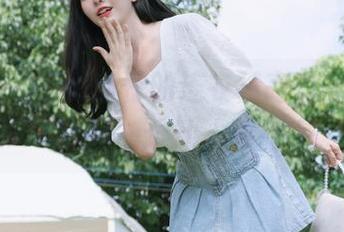 秀人网 - tina甜仔的连衣裙高清写真，记录每一个动人瞬间