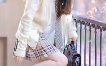 秀人网 - 纯净夏日，优酱的写真作品展现自然与艺术的完美结合