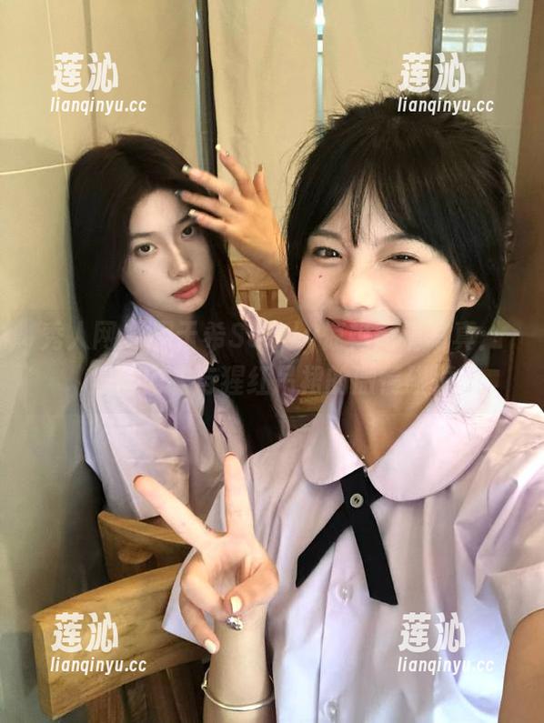 秀人网 - 周于希Sandy惊艳高清写真：黑丝内衣与猩红吊裙的激情碰撞