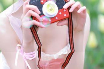 秀人网 - 不可错过！大白兔吖全套比基尼写真，展现完美身材与自信！