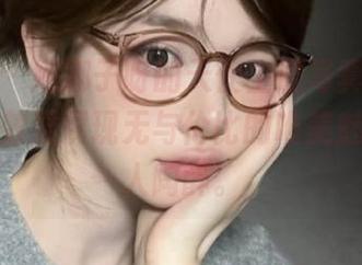 秀人网 - 娜娜子呀的天使主题写真作品，无圣光效果展现无与伦比的唯美魅力，让人陶醉。