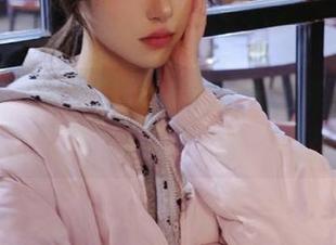秀人网 - 与娜露selena一同领略学院风校服的魅力，三亚旅拍精彩图片分享