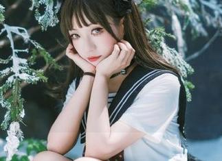 秀人网 - 小九月高清照片分享：清纯魅力与魅惑内衣的完美结合，果然是自我调侃的高手！