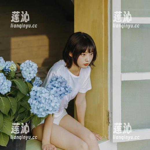 秀人网 - 小雨baby的豹纹美图合集，发现时尚与艺术的碰撞之美