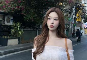 秀人网 - 发现少女心雪雪双马尾魅力写真全集，原图带你感受青春的每一次心跳！