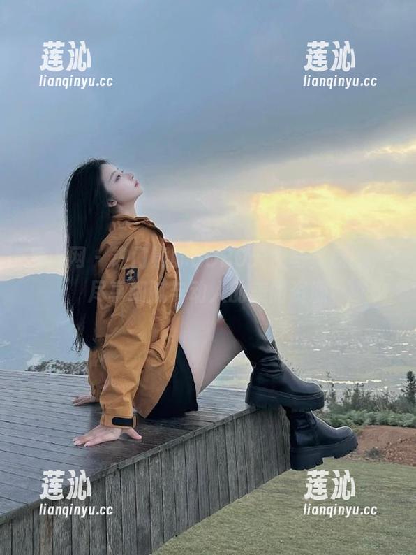 秀人网 - 热门熊吖BOBO天使写真原图，尽享细腻与动人的美丽资源
