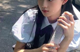 秀人网 - 尽情享受海边的私拍时光，田兮白展示夏日美图魅力