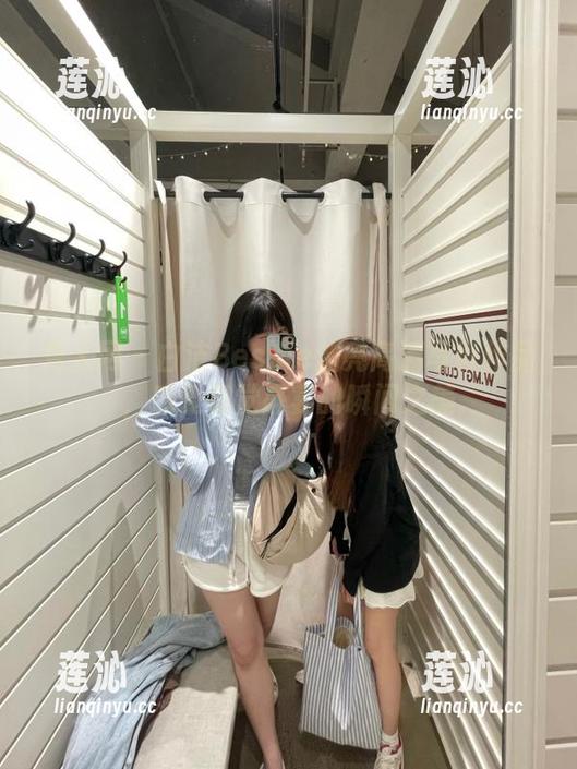 秀人网 - 白洁Bessie油亮高清写真作品，感受视觉盛宴的瞬间之美