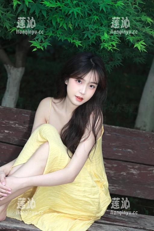 秀人网 - 心动时刻！最新艺轩女友写真吸引眼球的精彩套图