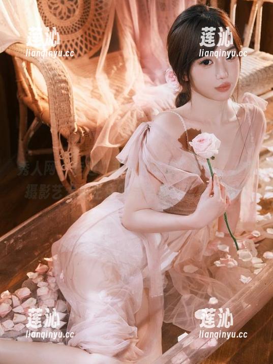 秀人网 - 走进“菲菲吃不胖”教室，发现摄影艺术与生活的完美结合写真集资源