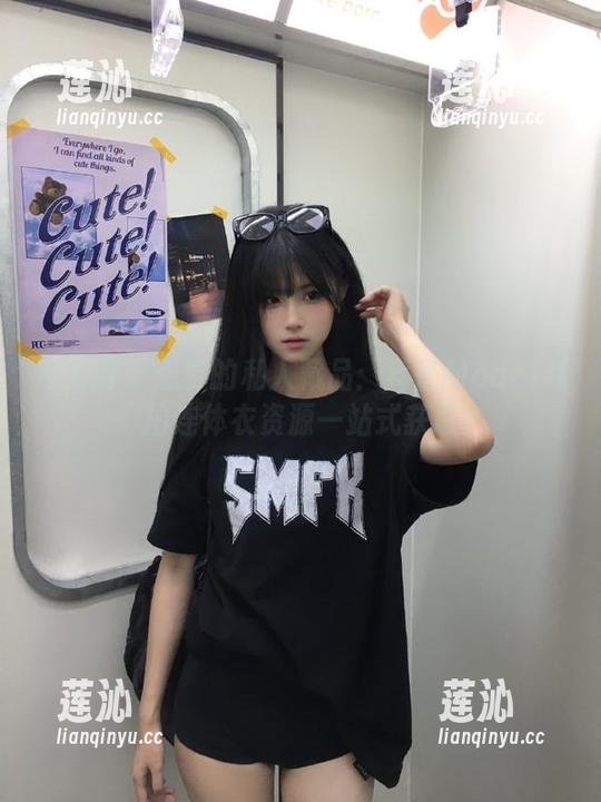 秀人网 - 想要的私人藏品：葛征Model私拍连体衣资源一站式获取