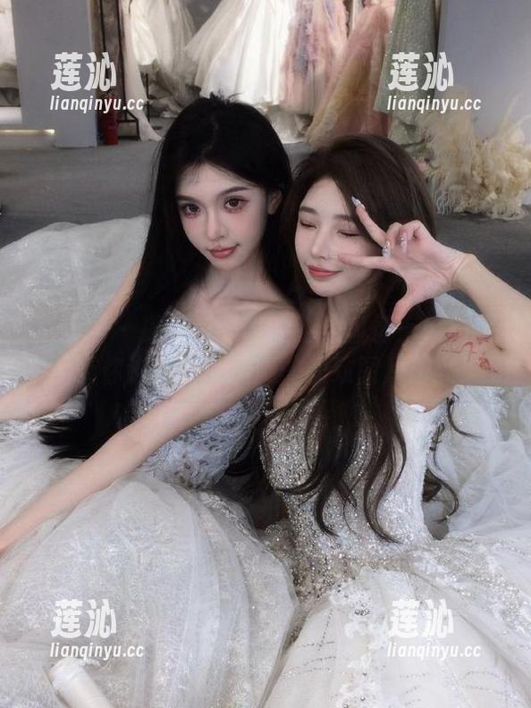 秀人网 - 探索闫璐璐的豹纹风情：惊艳原图带你进入时尚摄影的极致图片盛宴！