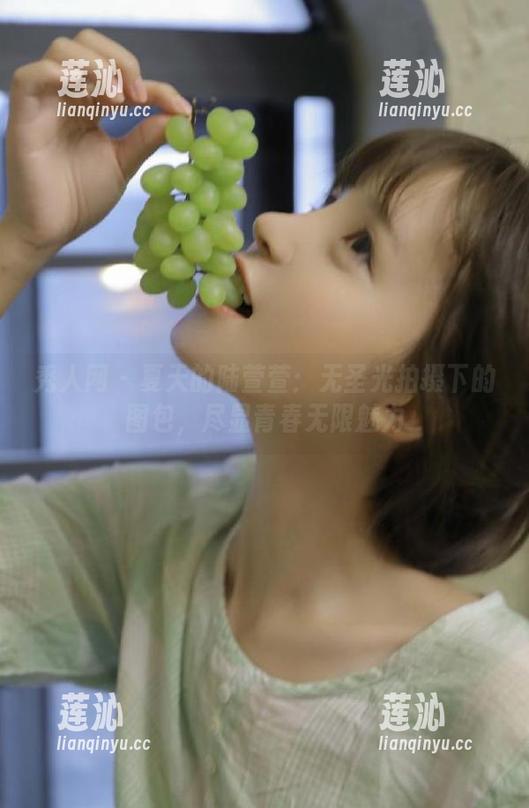 秀人网 - 夏天的陆萱萱：无圣光拍摄下的图包，尽显青春无限魅力