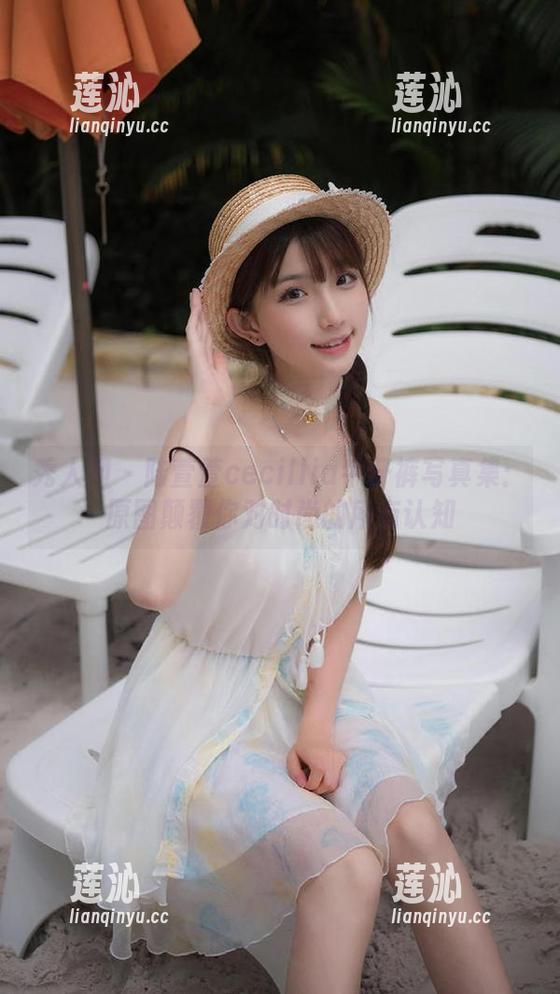 秀人网 - 陆萱萱cecillia牛仔裤写真集：原图颠覆你对时尚的所有认知