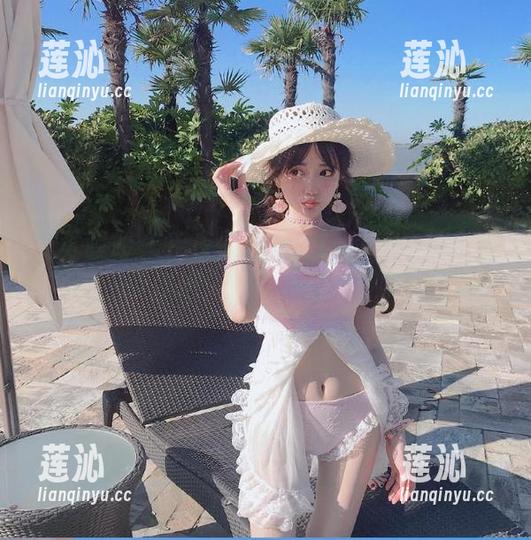 稚乖画册 - 夜夜倾情献上：80d白丝全套写真，带你进入她欢乐嬉戏的梦幻世界