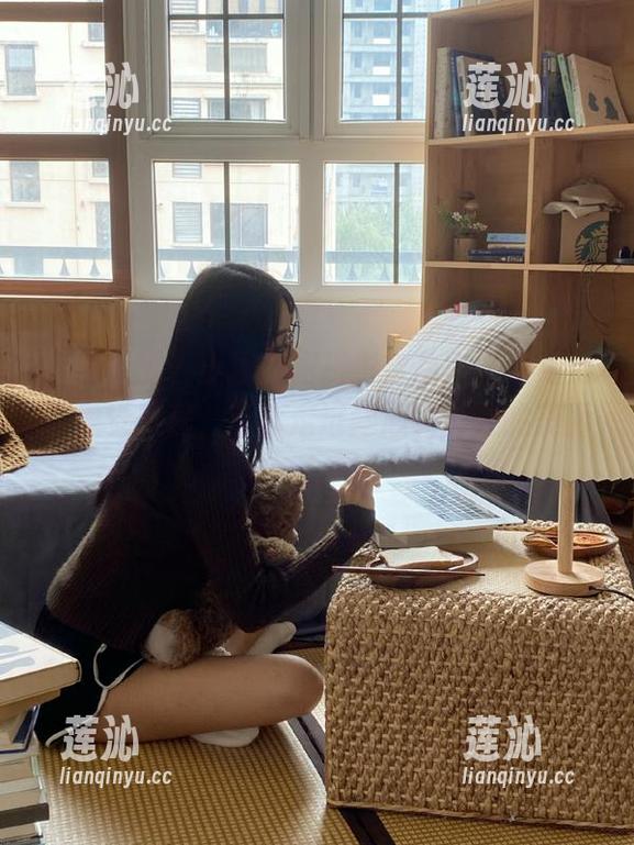 紧急企划 - 小恩白裙摄影作品，开启免费的视觉旅程，带你走进她心灵深处的美丽！
