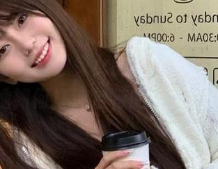 紧急企划 - 小恩兔女郎图包大揭秘，观看她如何打造独特的视觉体验