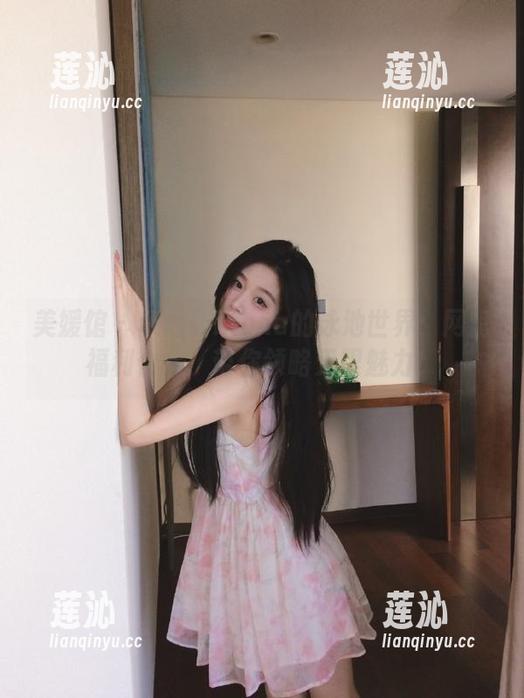 美媛馆 - 伊雨蔓Fiona的泳池世界：网盘福利合集，带你领略无限魅力！
