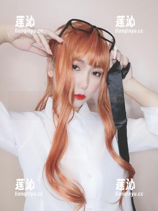 领略芋圆侑子最新作品集：路易九世礼服展现的经典风情