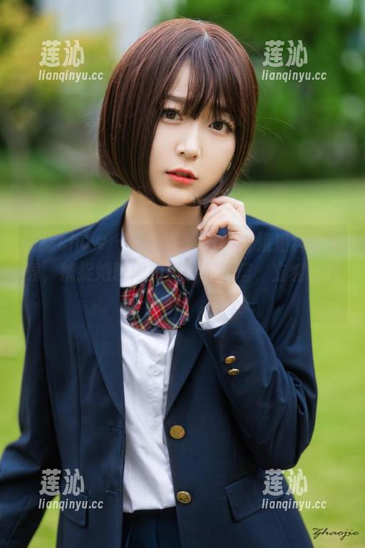 花漾show - 高清可乐Vicky姐姐套图下载，捕捉她瞬间的美丽与自信，立刻行动！