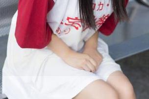 花漾show - 校服搭配萌萌哒，朱可儿Flower私房原图带你穿越青春校园时光！