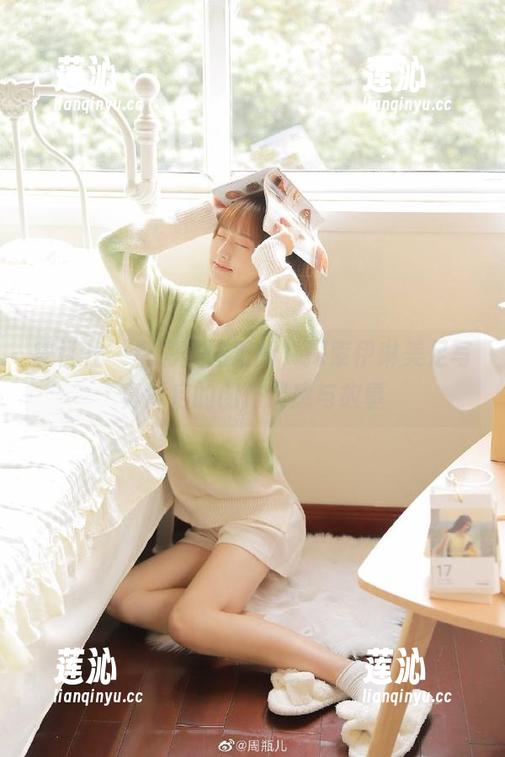 蜜桃社 - 精彩美图更新，探索伊琳美足写真背后的创作灵感与故事