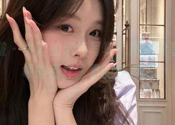 袜啵啵 - 小淳的清纯写真，图片分享带你领略别样青春的纯粹美