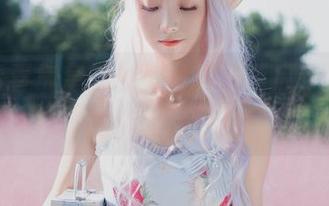 充满青春气息的校服写真，西瓜少女分享她的作品魅力