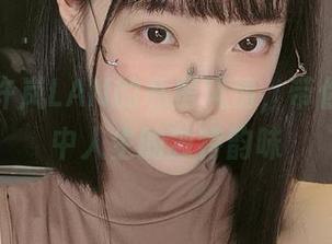 浴缸与许岚LAN的私房风情，带你领略水中人生的独特韵味